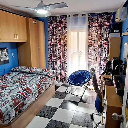 Moderno Apartamento De 4 En El Centro De דירה אליקאנטה