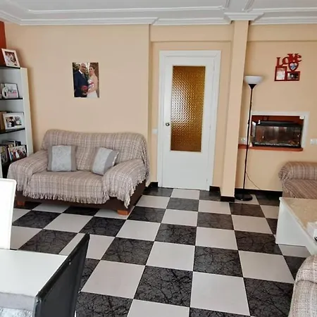 Moderno Apartamento De 4 En El Centro De *